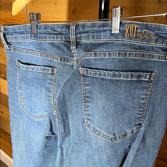 Kut from the Kloth Katy Boyfriend Jeans - Picture 5 of 6